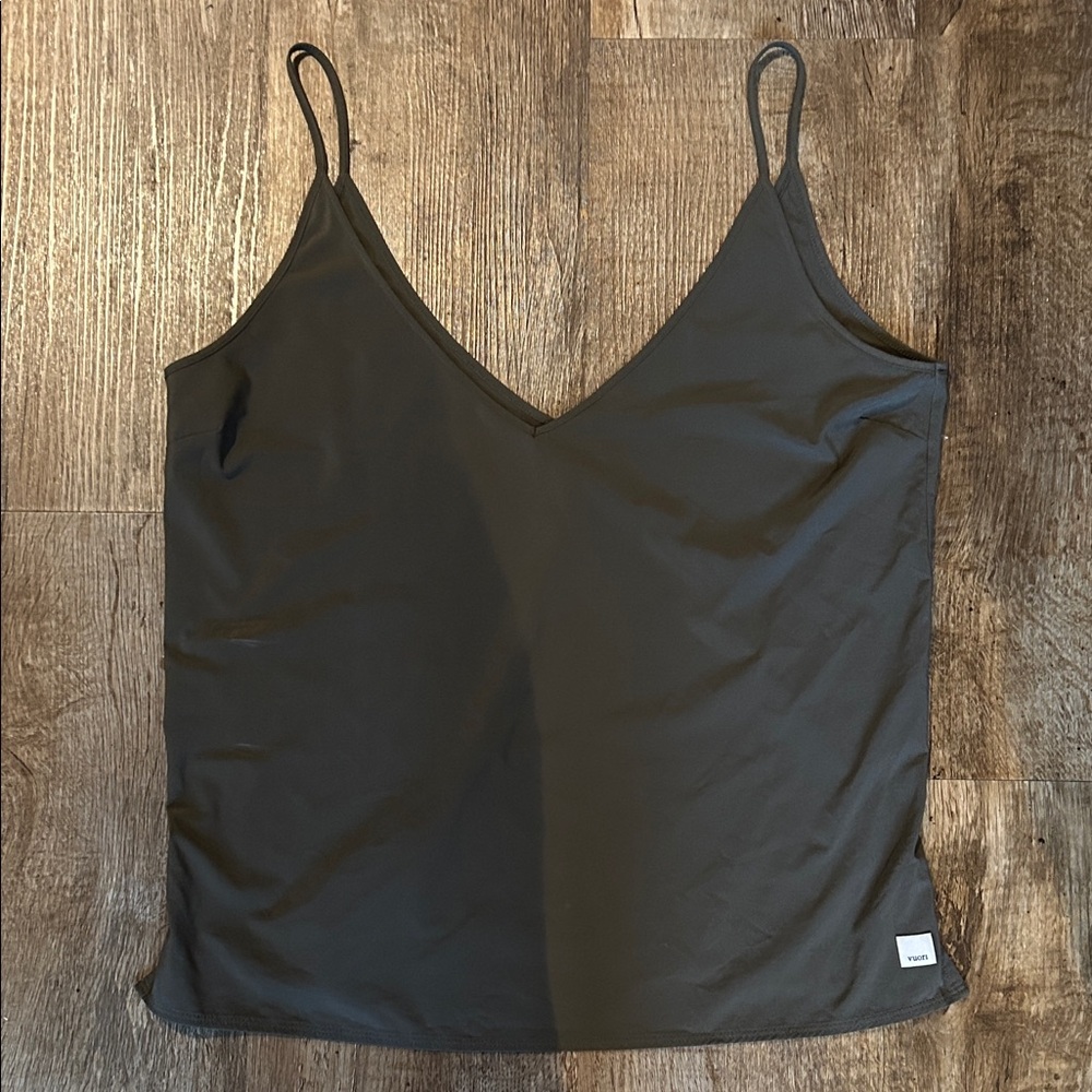 Vuori V-Neck Camisole Top
